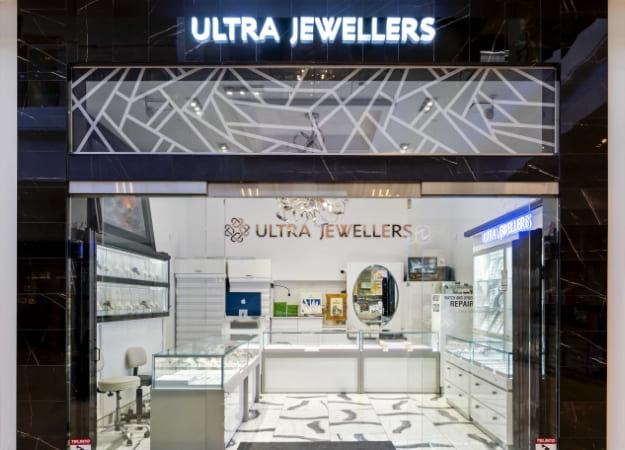 Ultra Jewellers shop in Edmonton